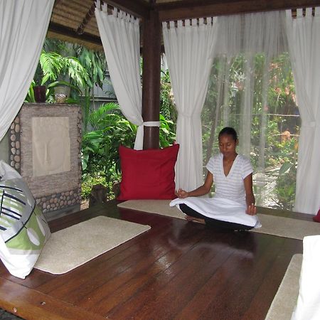 Raintree Lodge Порт-Морсби Экстерьер фото